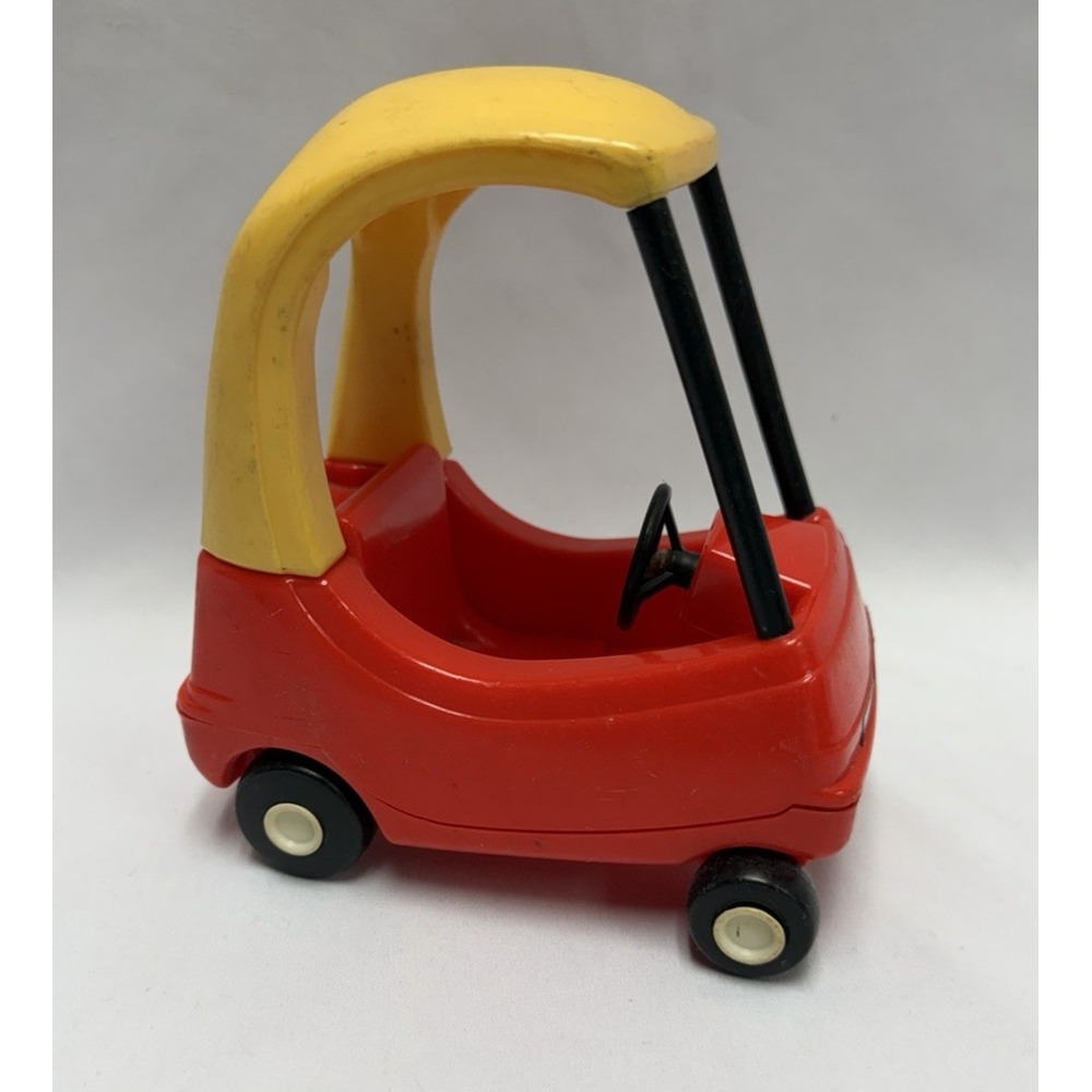 Vintage Little tikes Dollhouse Cozy Coupe Car Red Yellow